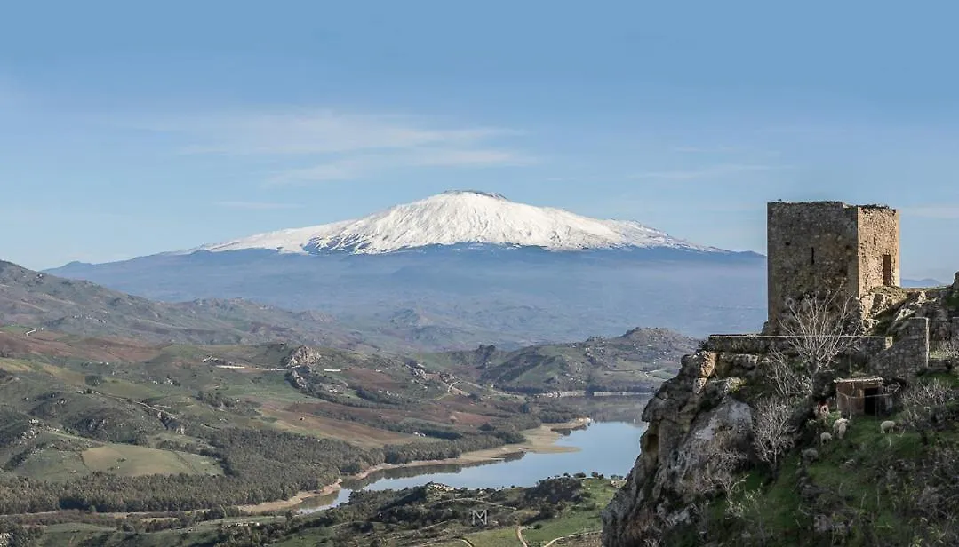 Case Al Borgo - Albergo Diffuso Agira 0*,  Italie