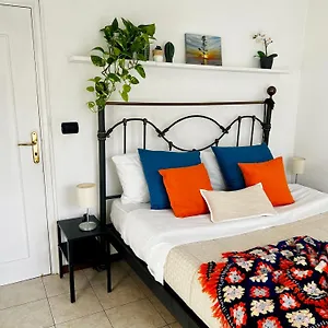 https://auntie-evelyns-home-appartamento-giardinobbq.hotelitalianriviera.com